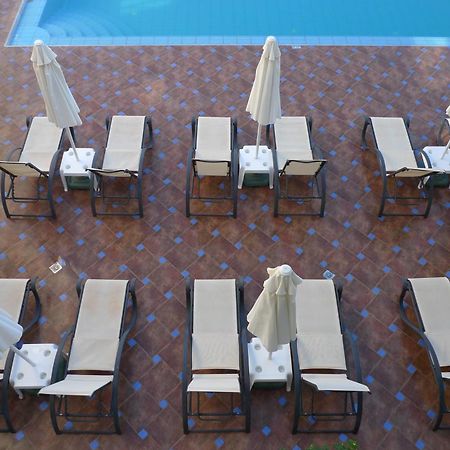 Theros Hotel 테브로노이티스 외부 사진